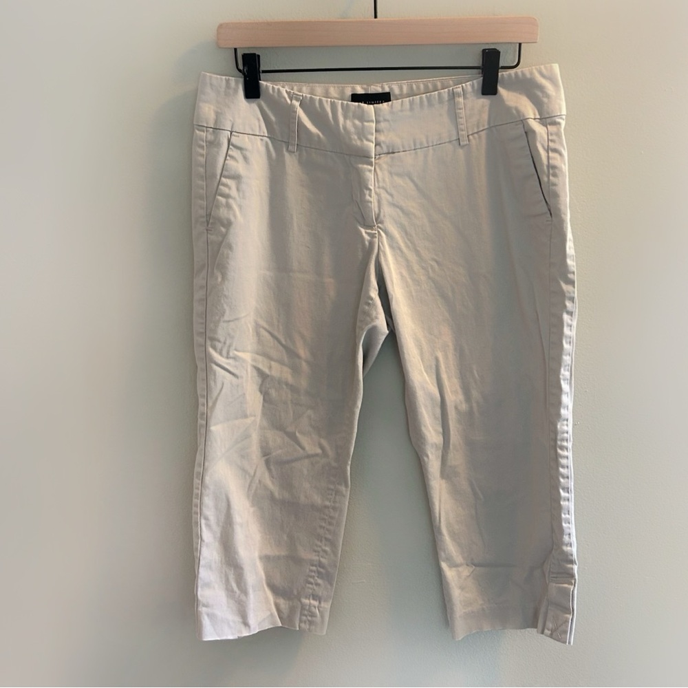 The Limited Drew Fit Khaki Capri Pants Size 10 Cropped Chinos Cotton Spring - Picture 1 of 9